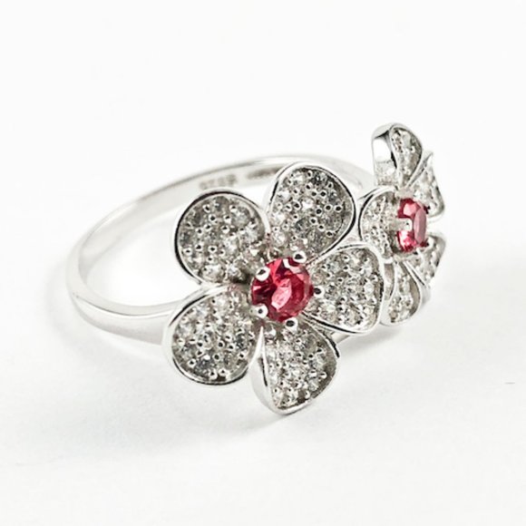 Elegant Cute Double Flower CZ Silver Ring - Picture 2 of 3